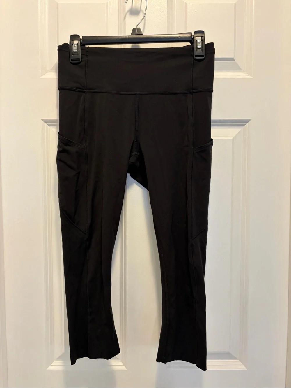 Lululemon Women's Black High-Waist Pocket Leggings Size 6